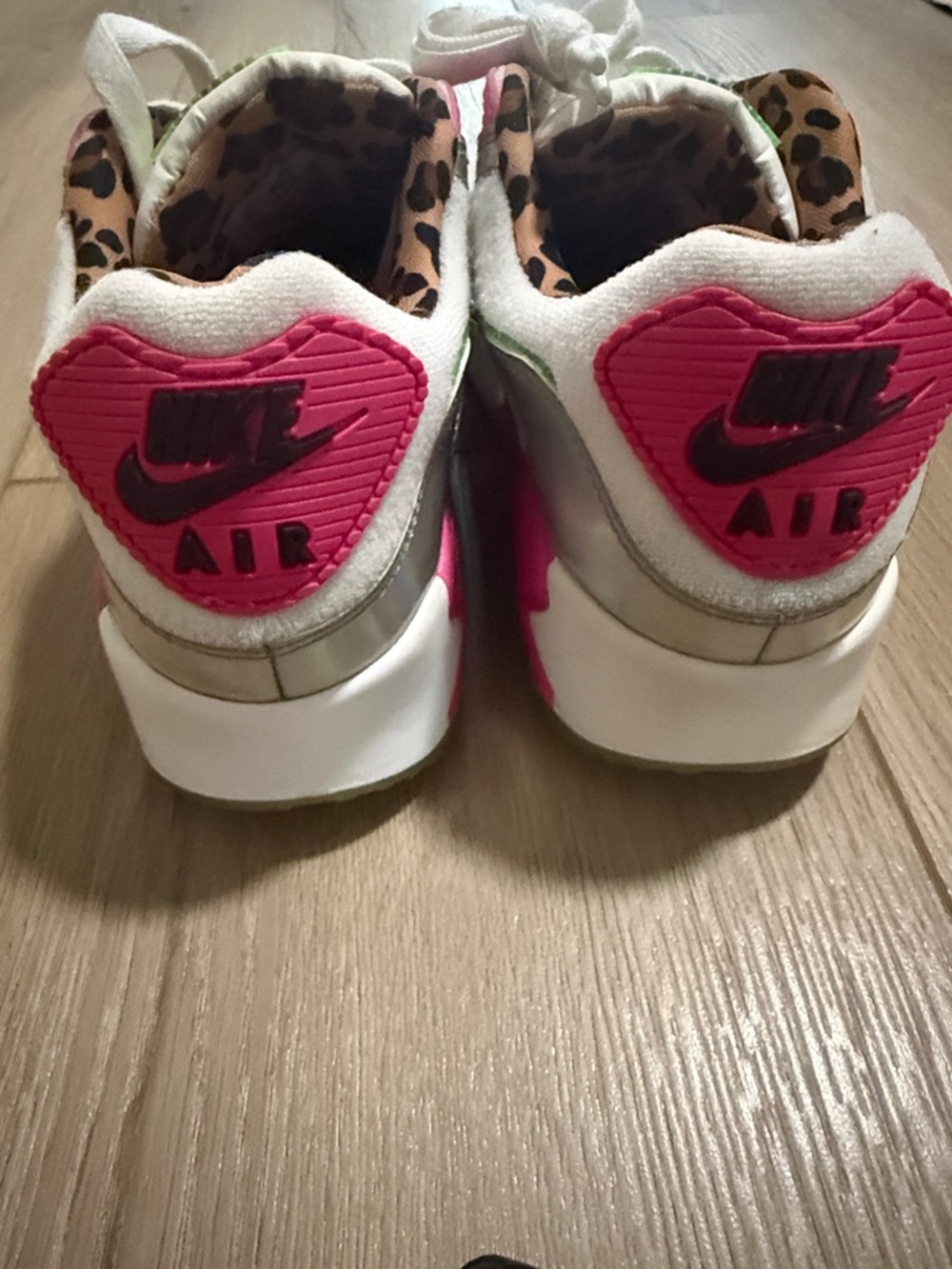 NIKE WOMENS AIR MAX 90 LX EUC SZ 10 - Picture 5 of 9